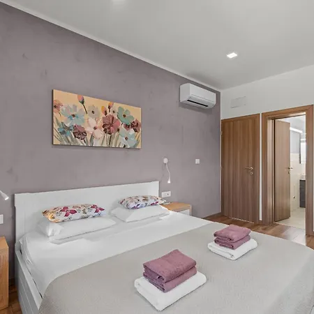 Villa House Brig *
